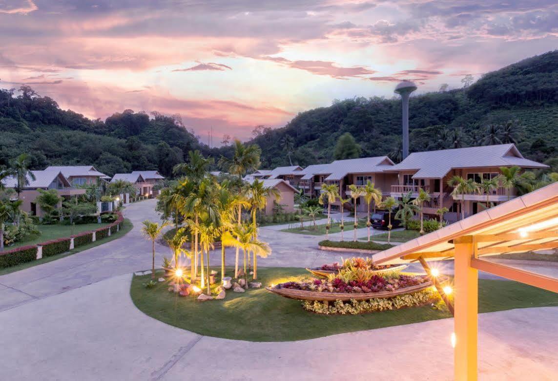 Casa Sakoo Resort Най Тон Бийч Екстериор снимка